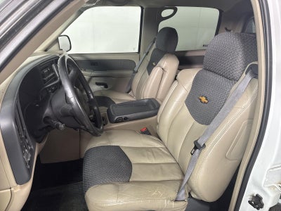 2002 Chevrolet Avalanche 1500 5dr Crew Cab 130" WB