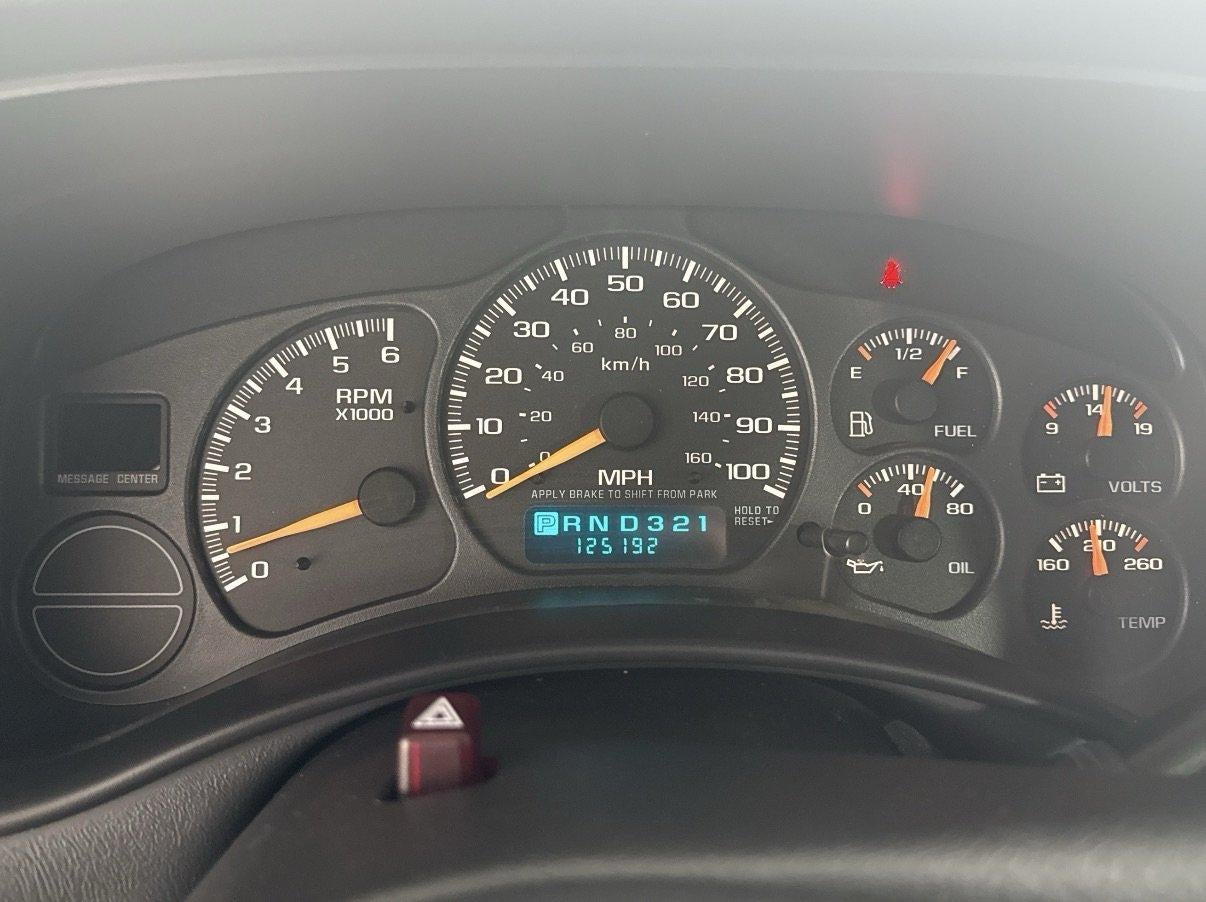 2002 Chevrolet Avalanche 1500 5dr Crew Cab 130" WB