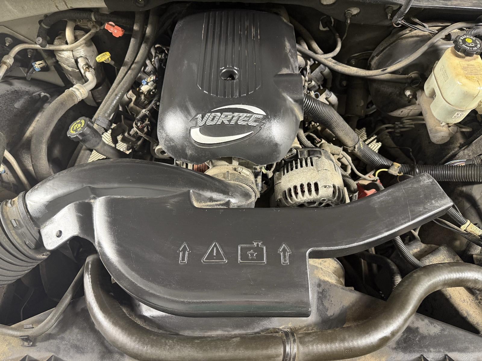 2002 Chevrolet Avalanche 1500 5dr Crew Cab 130" WB