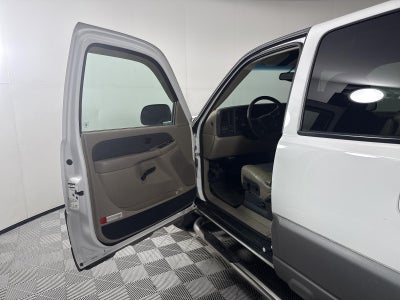 2002 Chevrolet Avalanche 1500 5dr Crew Cab 130" WB
