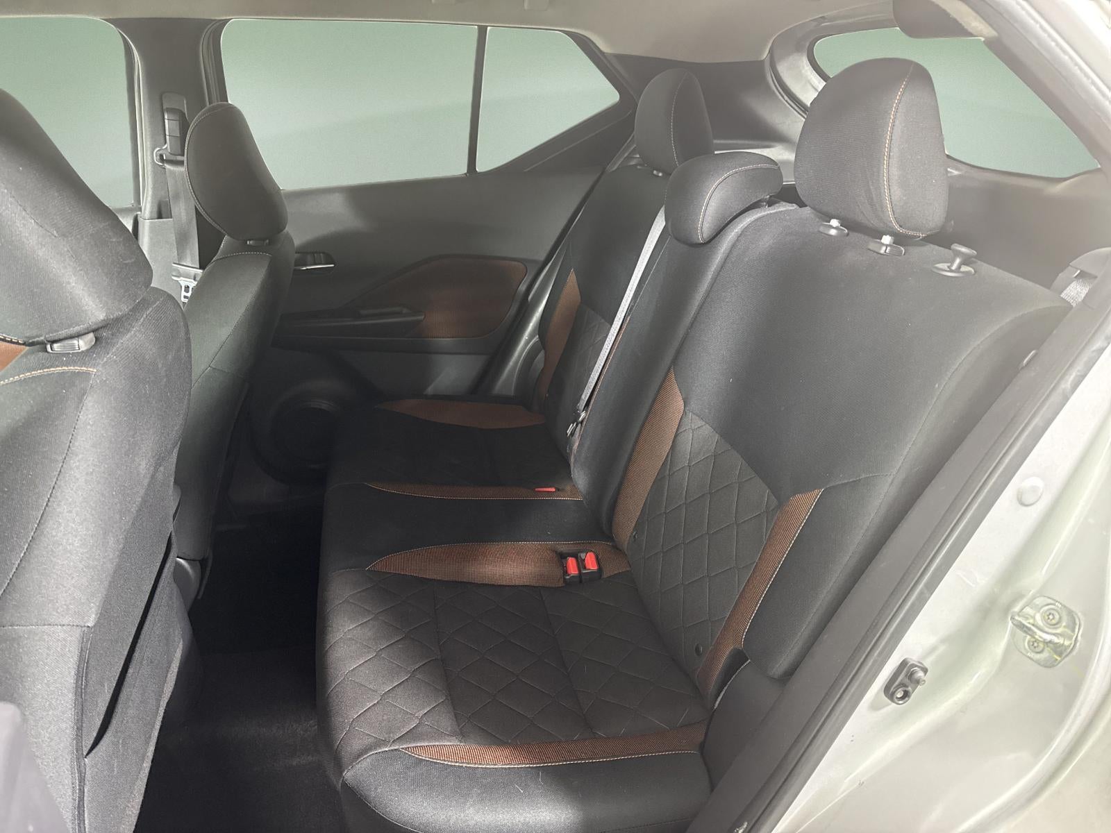 2019 Nissan Kicks SR