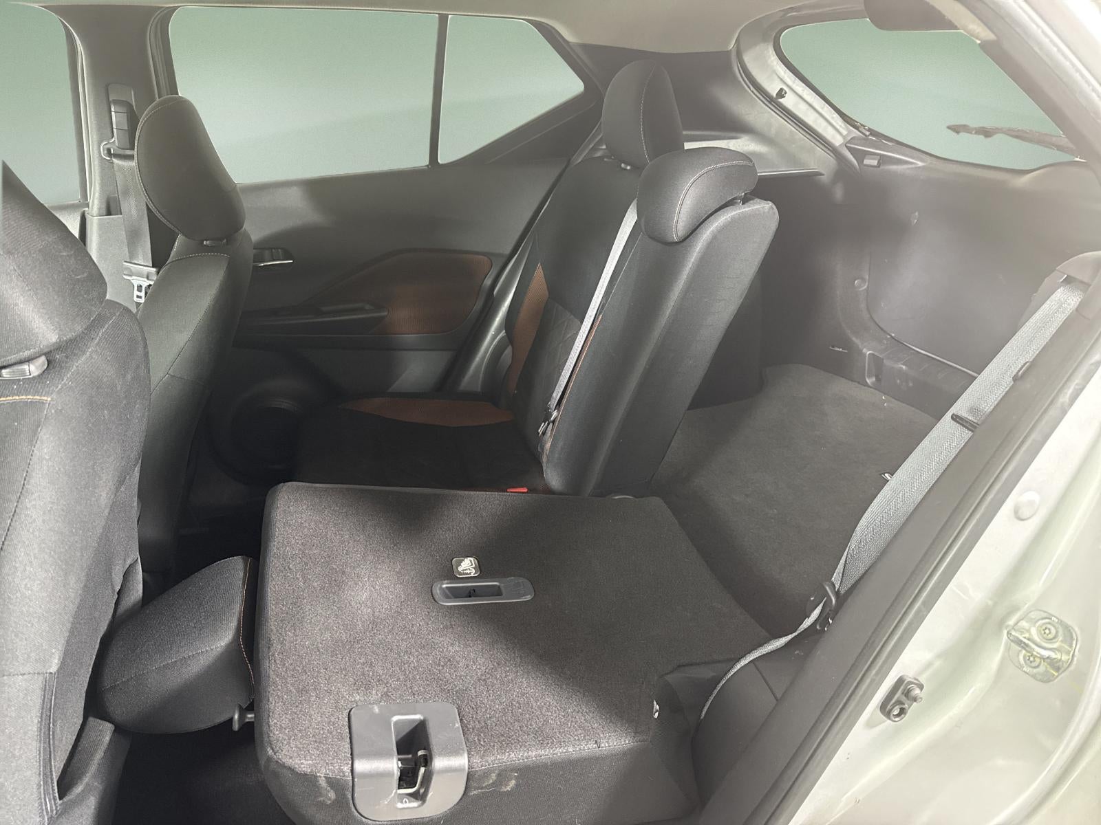2019 Nissan Kicks SR