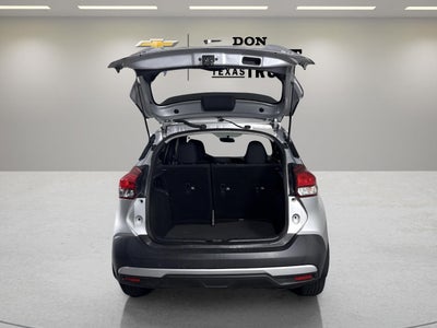 2019 Nissan Kicks SR