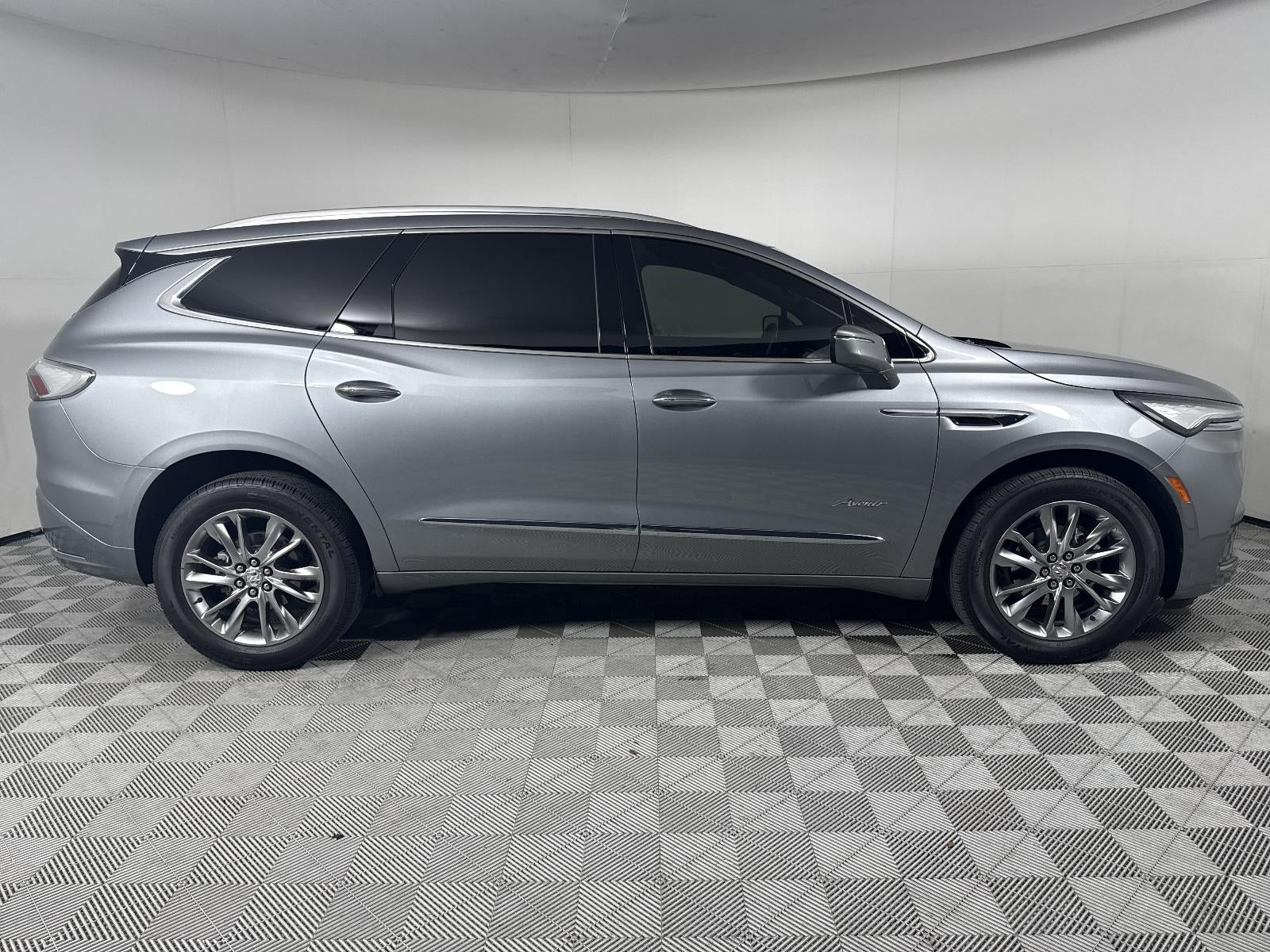 2023 Buick Enclave Avenir