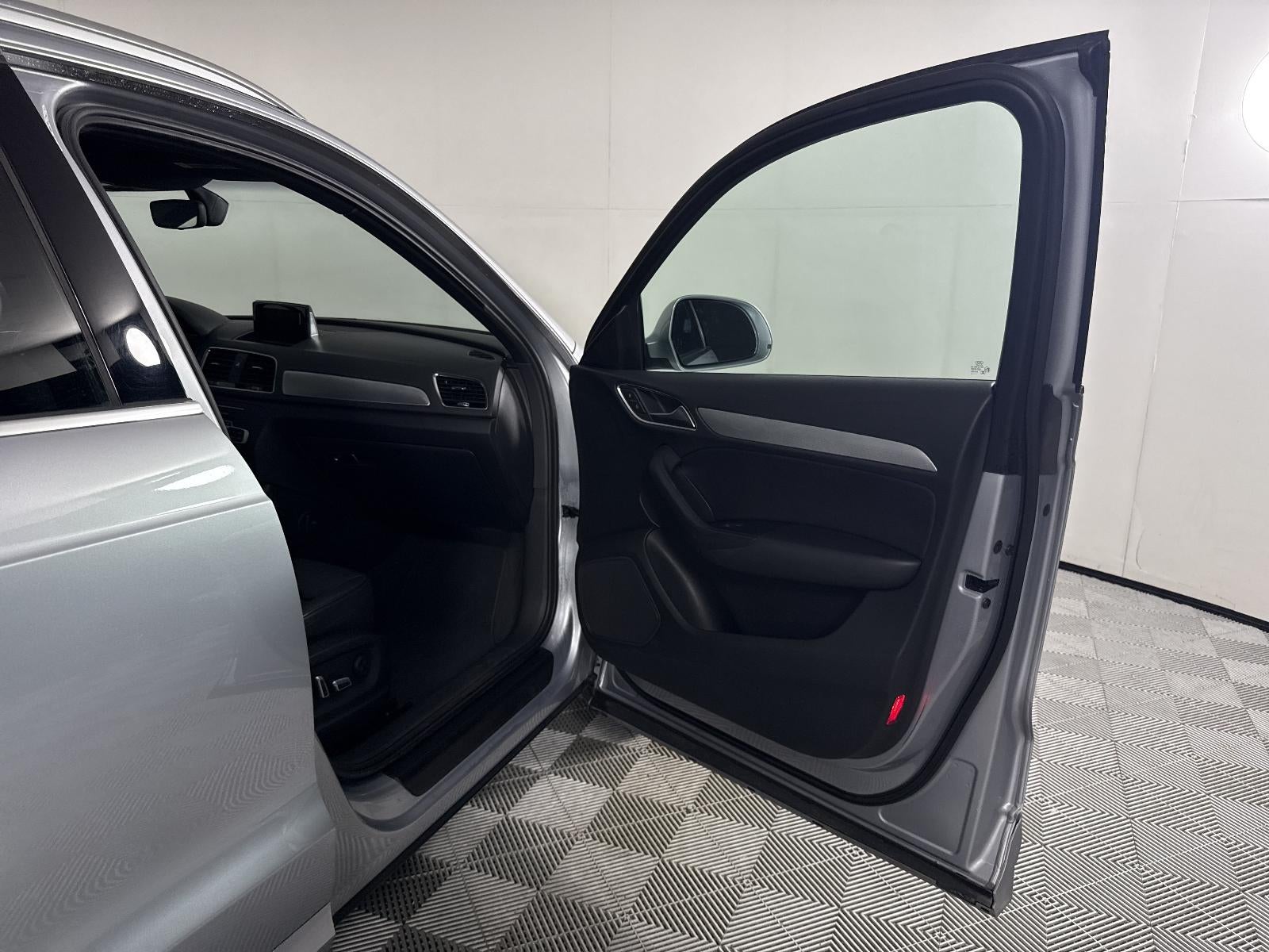 2016 Audi Q3 2.0T Premium Plus