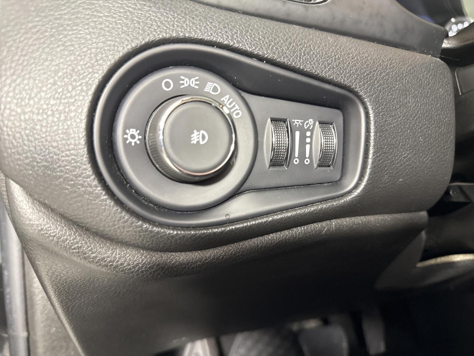 2023 Jeep Renegade Altitude 4x4
