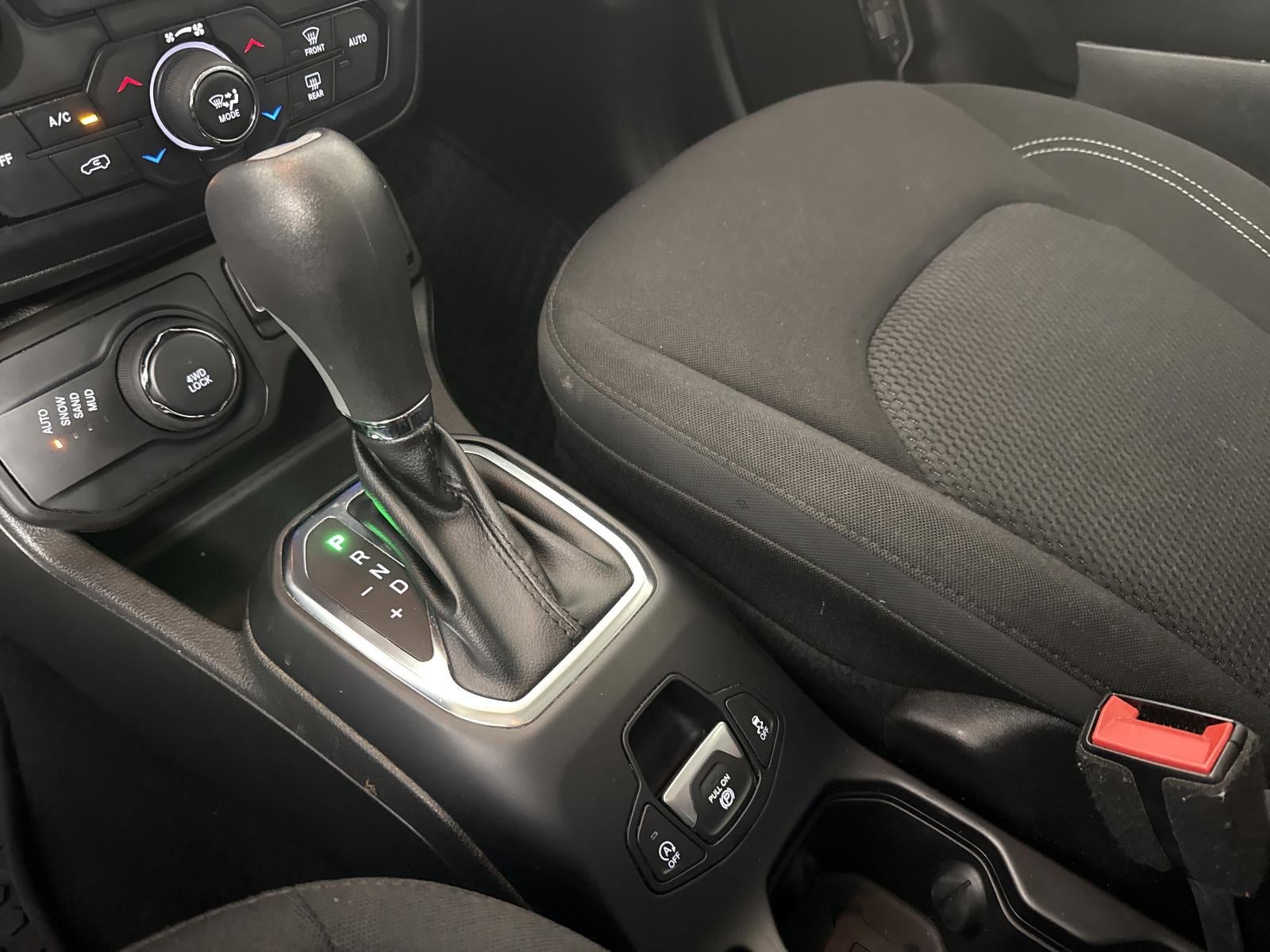 2023 Jeep Renegade Altitude 4x4