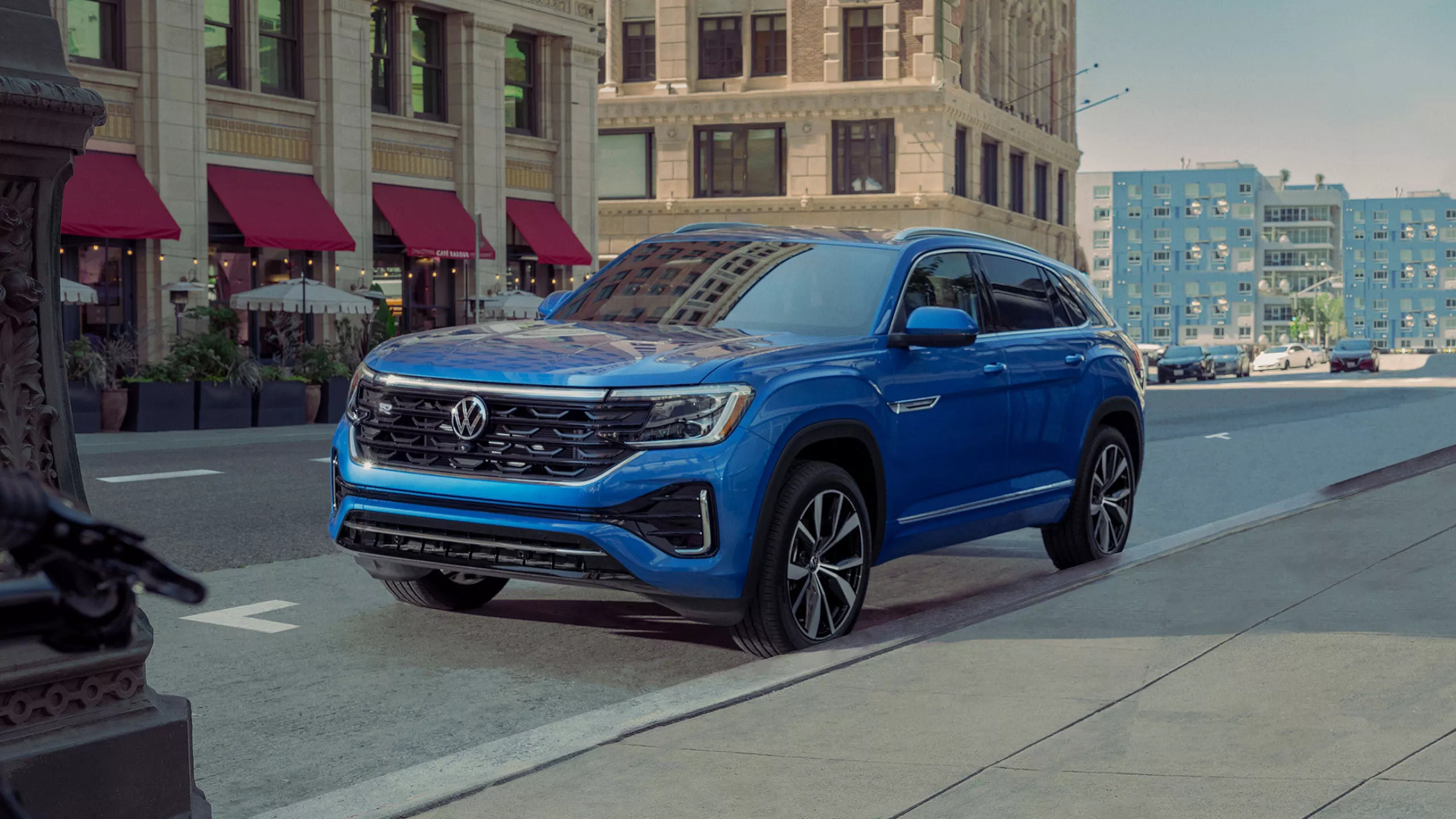 2026 Atlas Cross Sport front three-quarter view