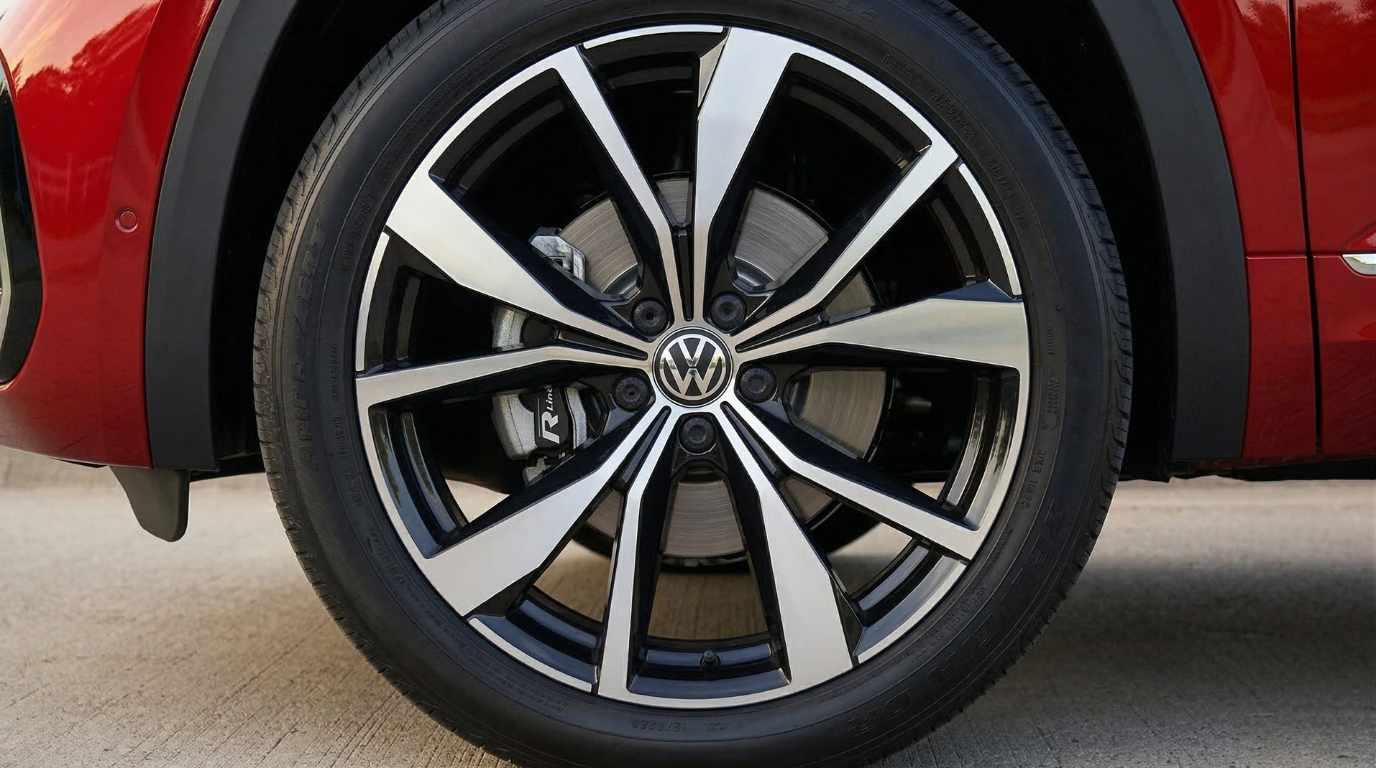 2026 Volkswagen Atlas SEL Premium R-Line 21-inch machined alloy wheels with R-Line gloss black accent details