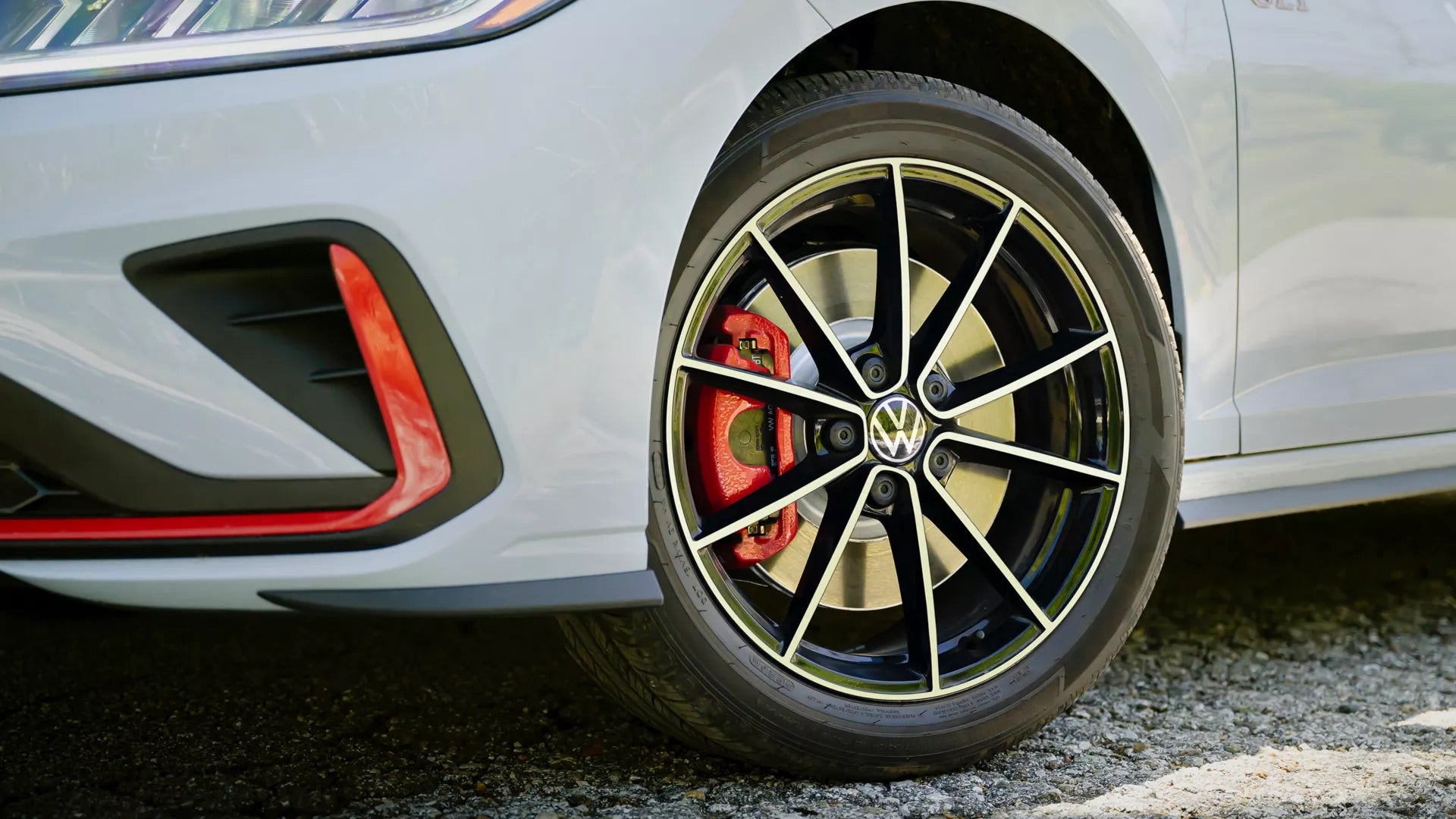 2026 Volkswagen Jetta GLI 18-inch Richmond alloy wheel close-up